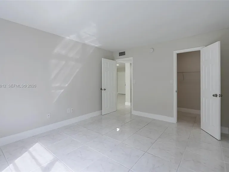 9180 Fontainebleau Blvd #103 — Photo 10
