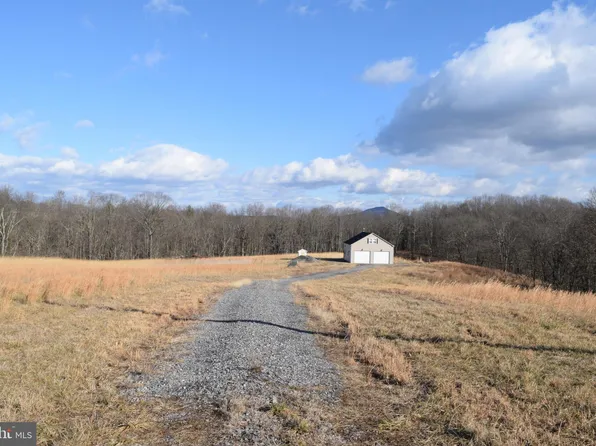 845 Mount Levels Farms Rd, Paw Paw, WV 25434