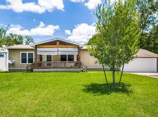 1410 Lakeside Dr, Huntsville, TX 77320