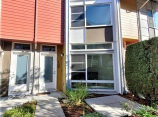 15160 NE 81st Way UNIT 106, Redmond, WA 98052