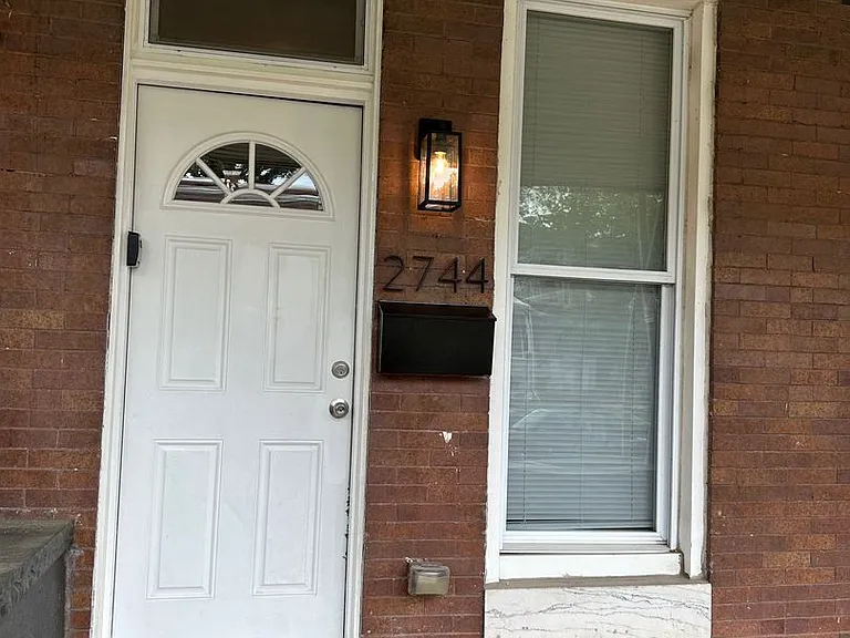2744 Mosher St — Photo 3