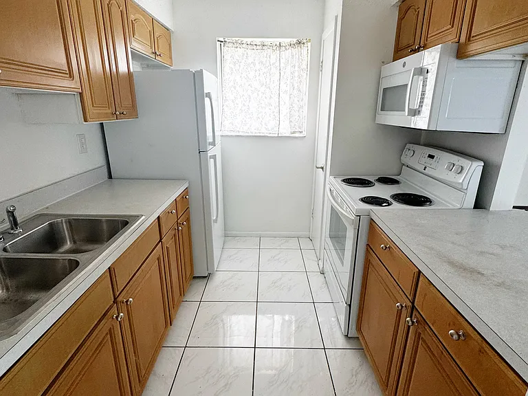 4167 White Pine Ave #4 — Photo 7