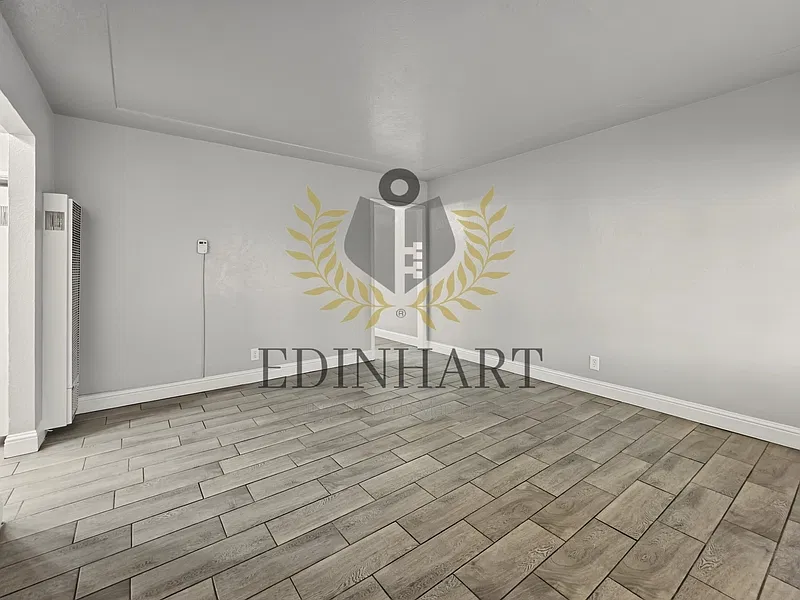 1 bed, 1.0 bath, 818 sqft, $1,250 — Photo 2