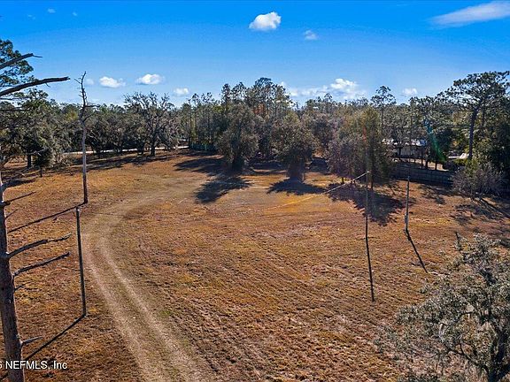 5th image of 5551 NE 106 Court