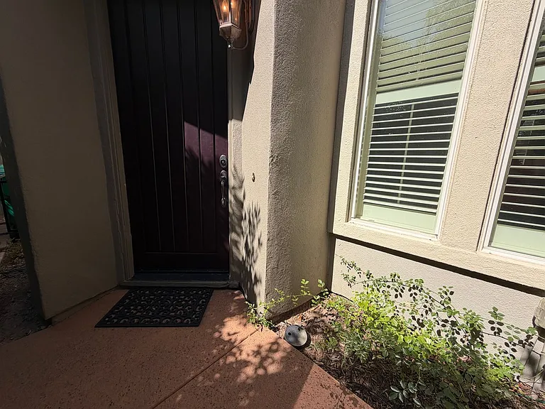 1014 Gamay Dr — Photo 5