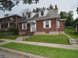 2239 Fairview St, Reading, PA 19609