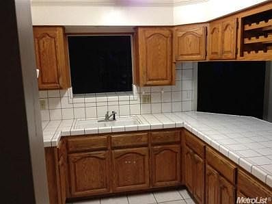 3rd image of 214 Downing Dr