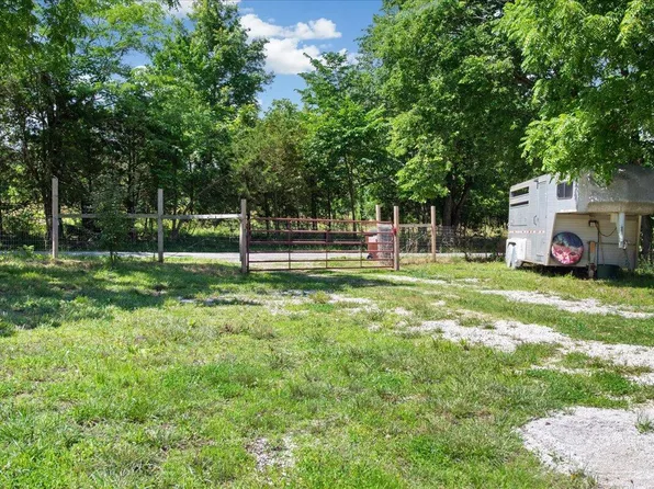 2073 E 515th Road, Halfway, MO 65663