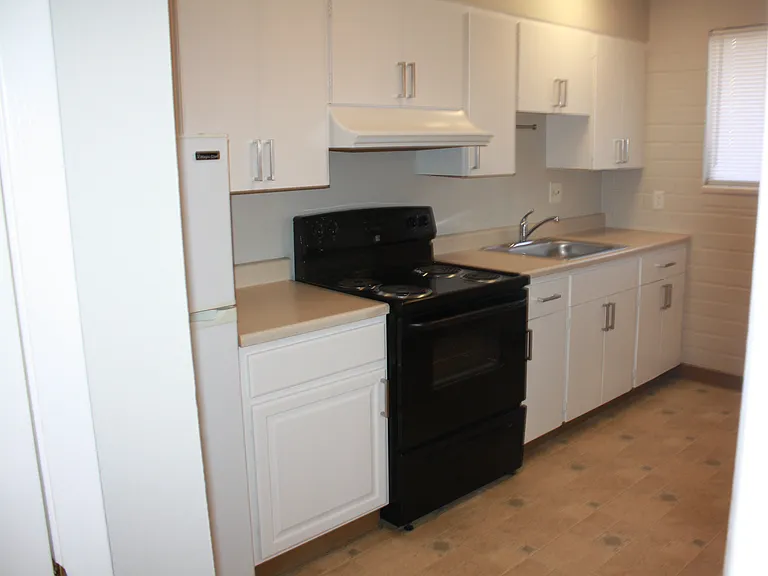 91 Bell St #5 — Photo 1
