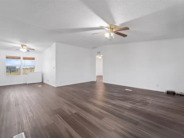 816 County Road 207, Alvarado, TX 76009