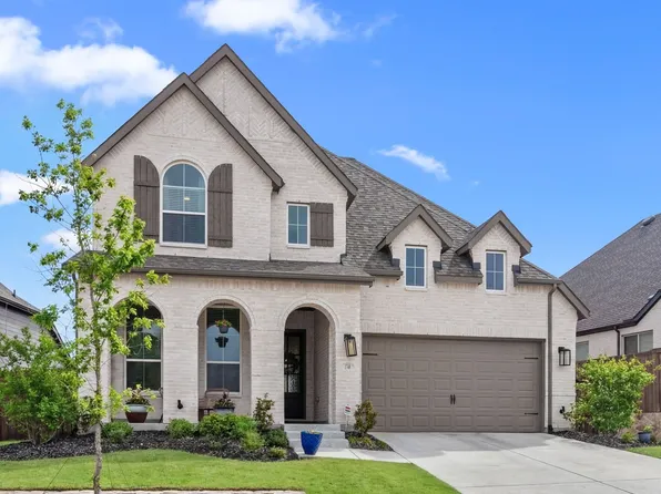 1748 Boxwood Row Dr, Aubrey, TX 76227