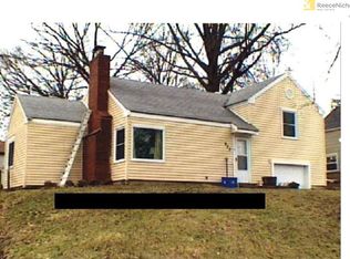 623 NE 44th Ter, Kansas City, MO 64116