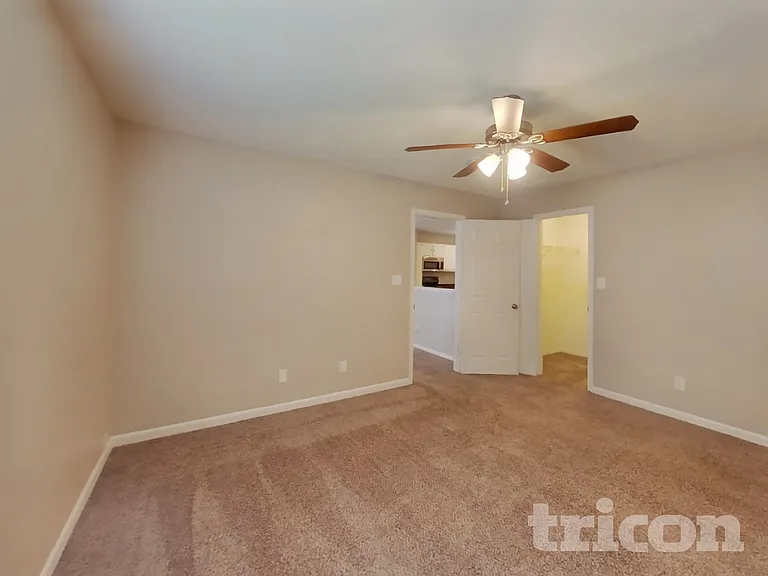 7433 Tassel Ct — Photo 9