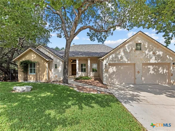 423 Elmwood Dr, New Braunfels, TX 78130
