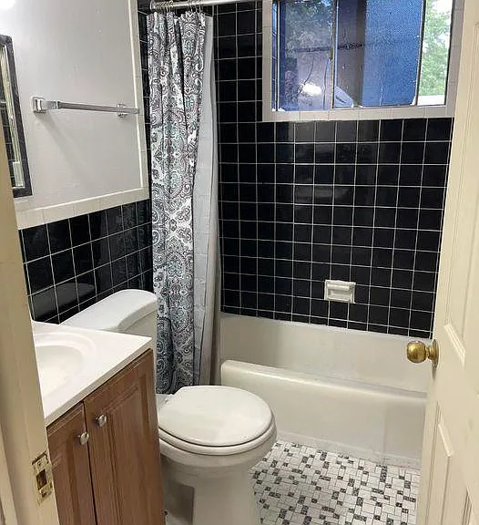 756 Burnside Ave — Photo 9
