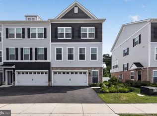 40 Autumn Park Dr, Medford, NJ 08055