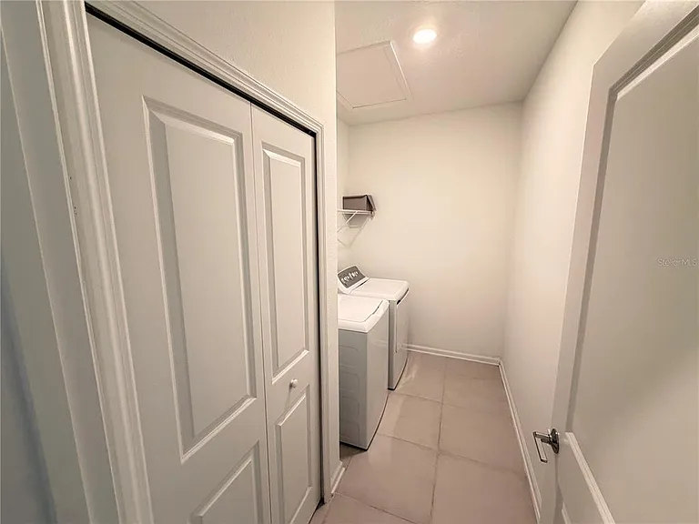 6367 Lakepine St — Photo 16