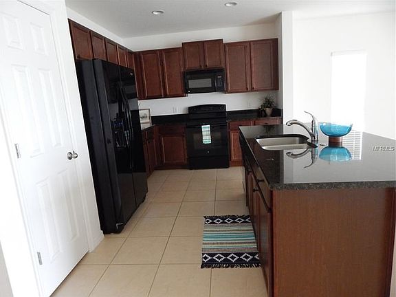 2nd image of 3711 Briarwood Estates Cir