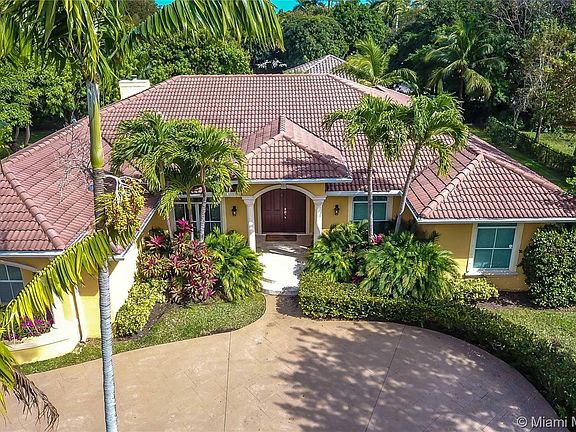 3rd image of 17055 SW 82nd Ct