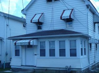 824 Hazlett Ave, Brackenridge, PA 15014