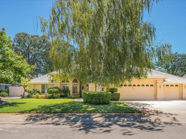 2589 Castlewood Dr, Redding, CA 96002
