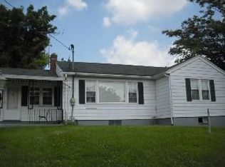52 Neighborhood Rd, Gallipolis, OH 45631