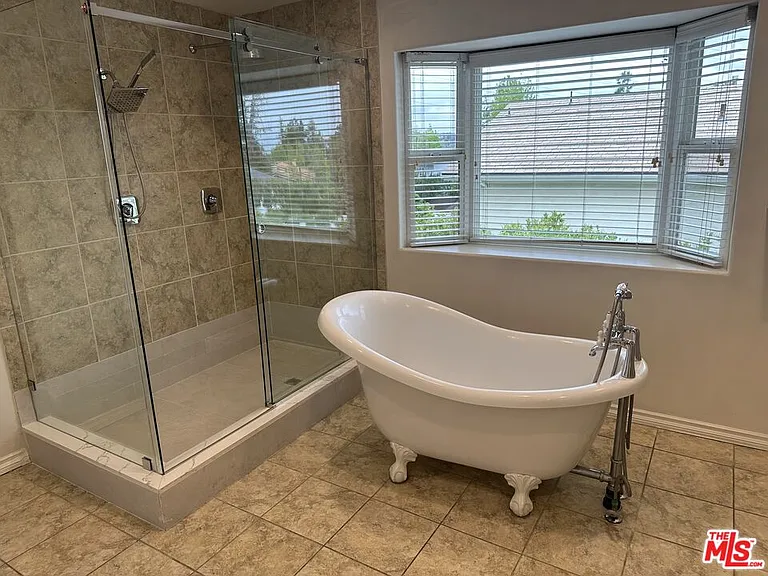 18162 Sweet Elm Dr — Photo 30