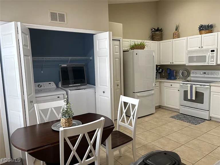 9639 Hemingway Ln #3505 — Photo 8