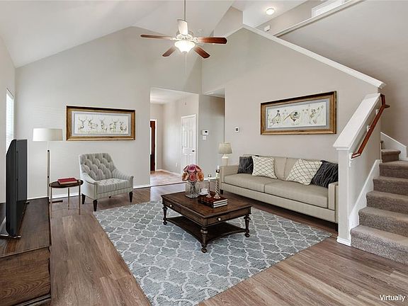 4th image of 3033 Boxwood Springs Ln