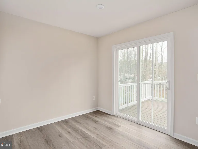 7263 Congressional Cir — Photo 15