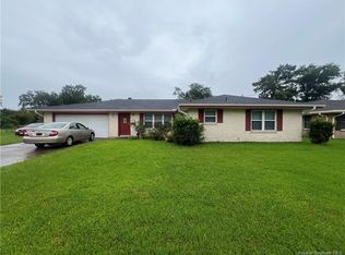 571 Jefferson Dr, Lake Charles, LA 70605