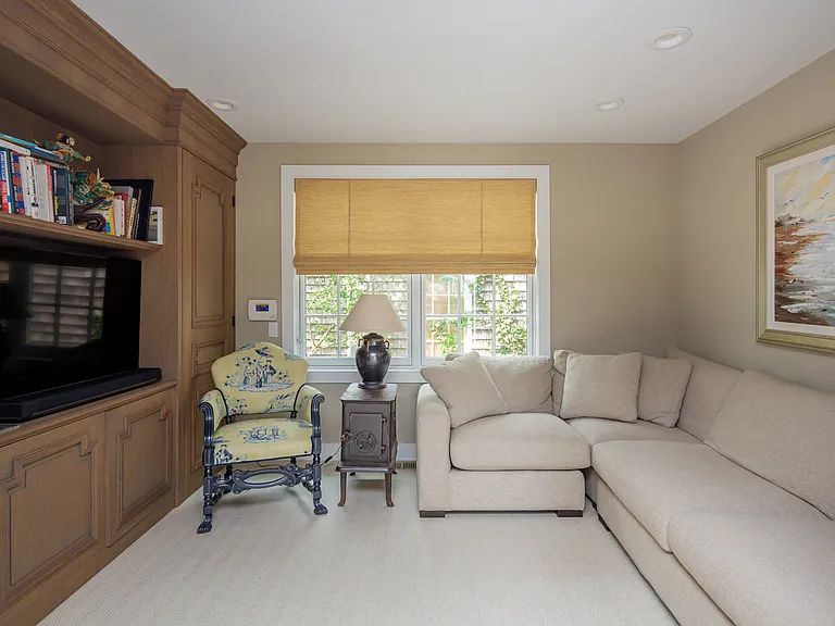 22 Rector St — Photo 11