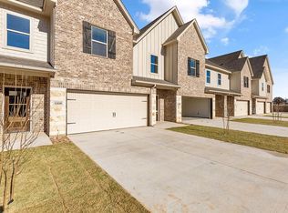 236 Honor Code Pl, Granbury, TX 76049