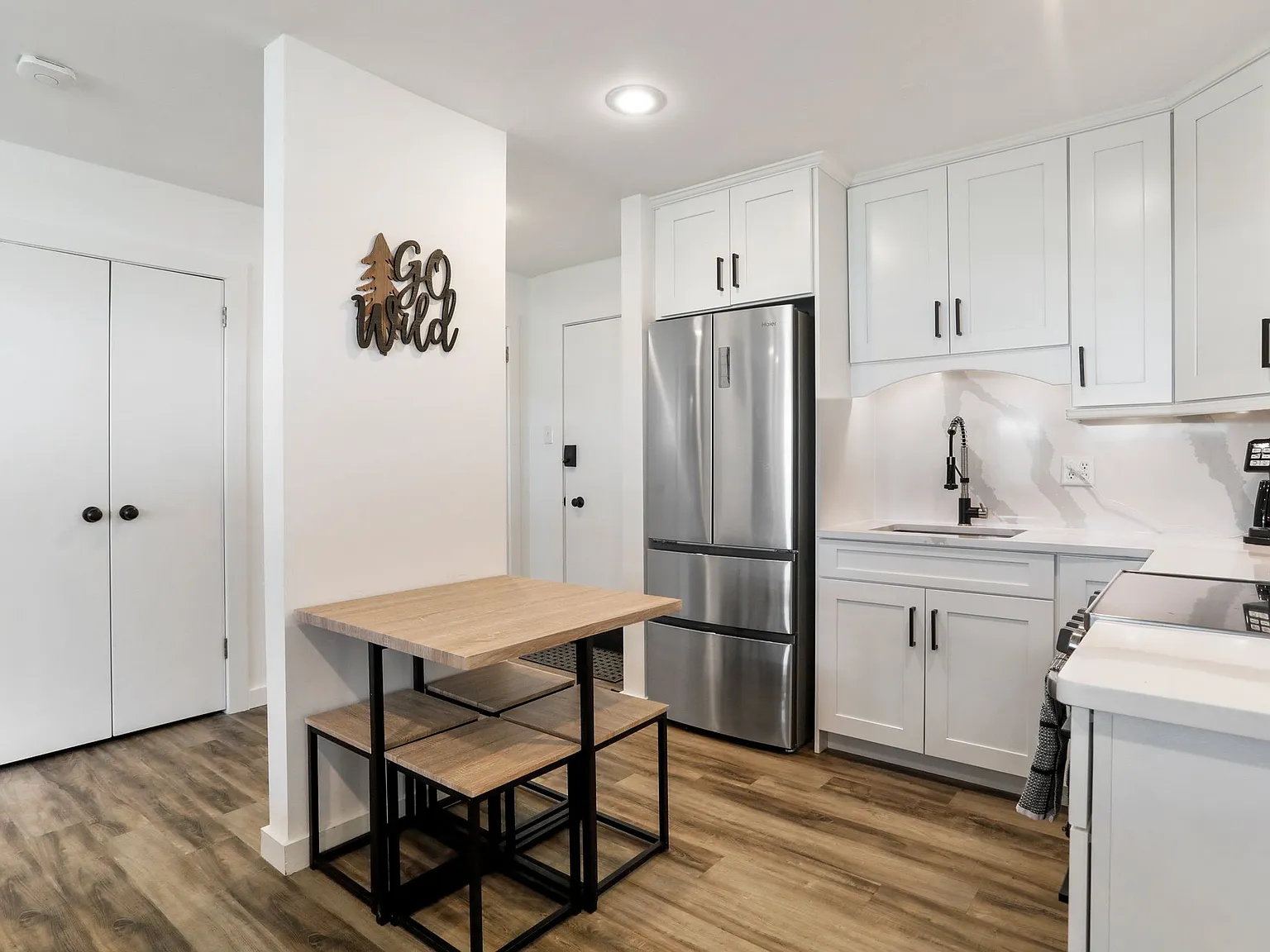1 bed, 640 sqft, $2,000 — Photo 4
