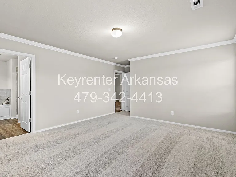 1035 Jennifer Ann Ln — Photo 15