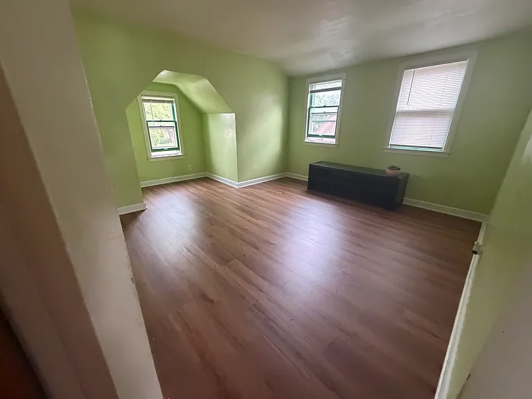 3119 S 43rd St #B — Photo 4