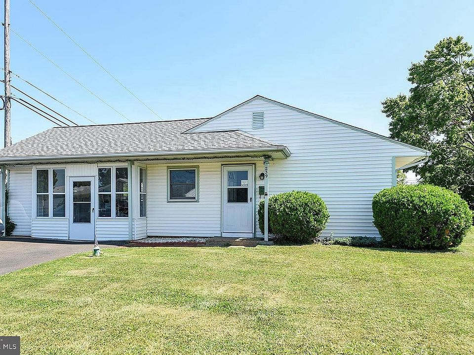 1st image of 239 Tewksbury Rd