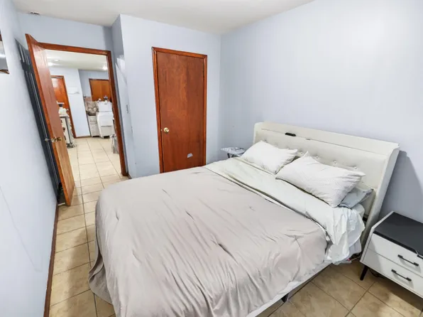 238 Van Nostrand Avenue image 6 of 22