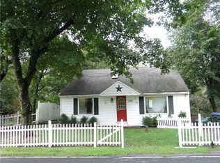 706 Mount Airy Rd, New Windsor, NY 12553