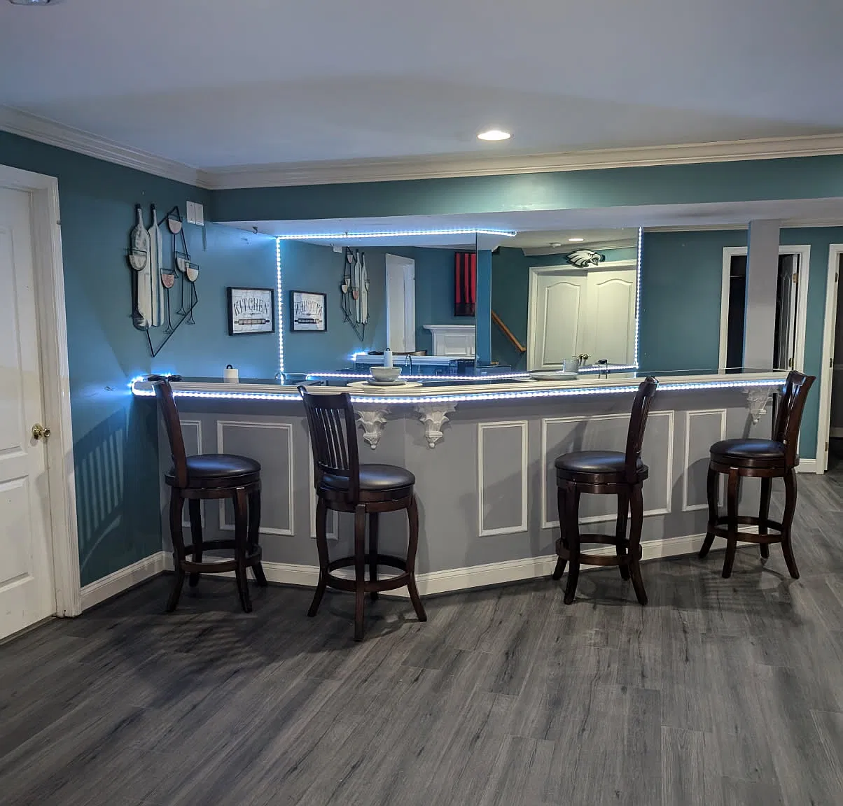 3 bed, 1500 sqft, $1,700 — Photo 1