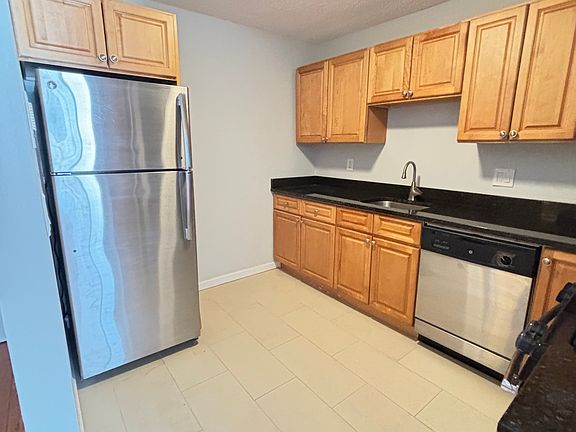 4th image of 62 Treat St #297513f5f