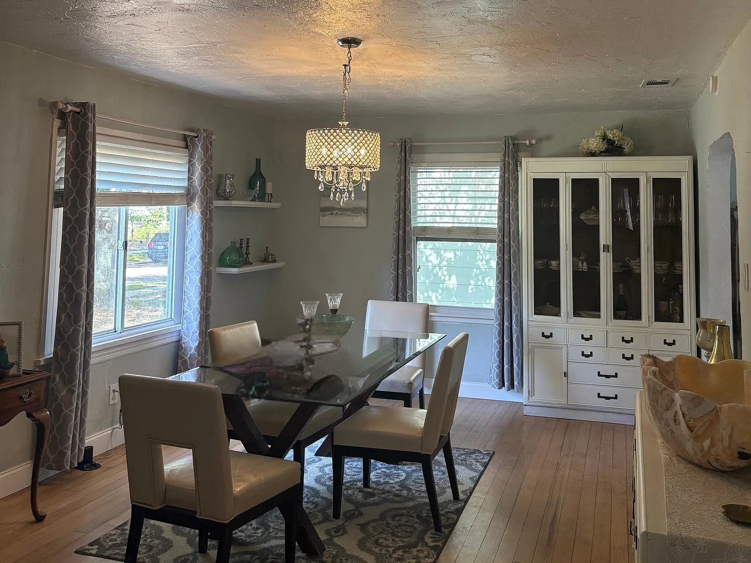 2 bed, 1289 sqft, $2,850 — Photo 2