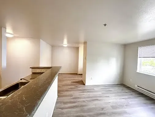 Cedars on 67th Apartments — Photo 5