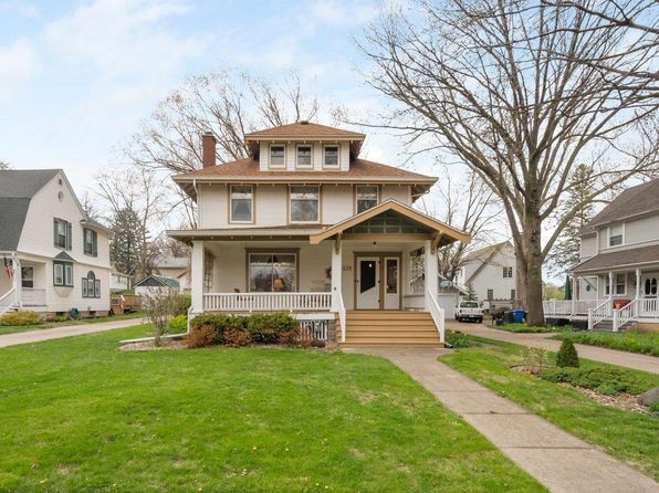 614 1st Ave NW, Waverly, IA 50677