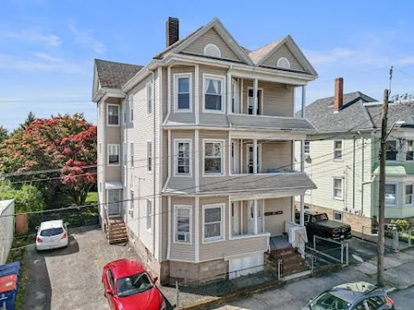 8 Kane St, New Bedford, MA 02740