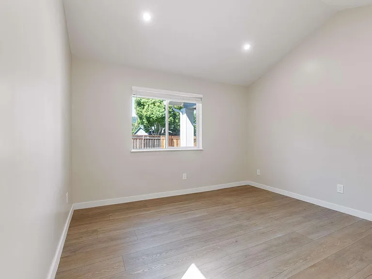 1045 Allegheny Dr — Photo 19