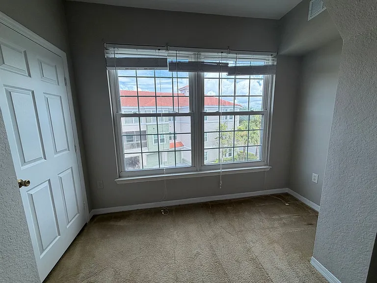 23500 Walden Center Dr #309 — Photo 12