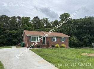 3013 Seal Dr, Pfafftown, NC 27040