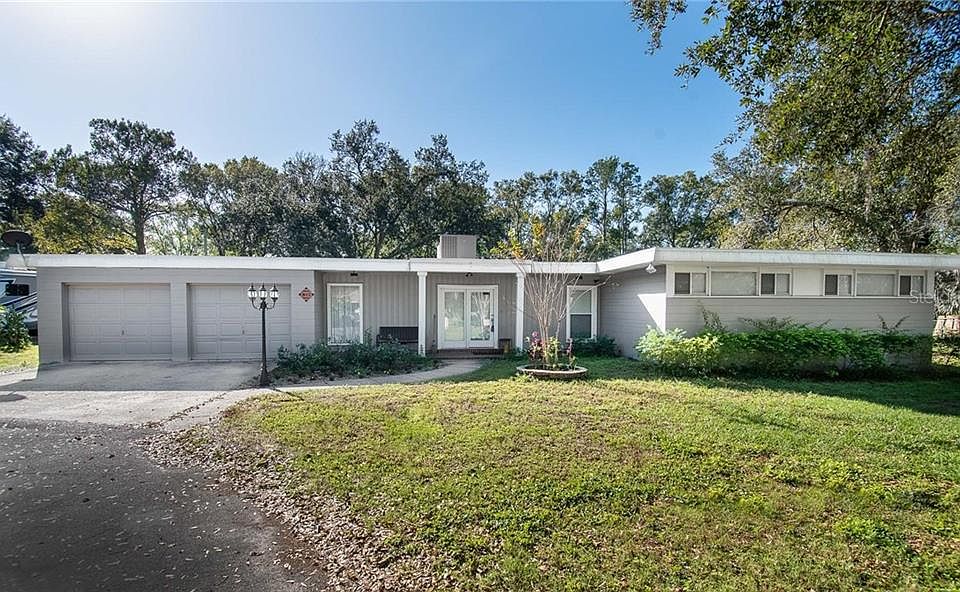 1st image of 411 Florence Cir