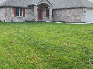 826 Stewart Rd, Anderson, IN 46012